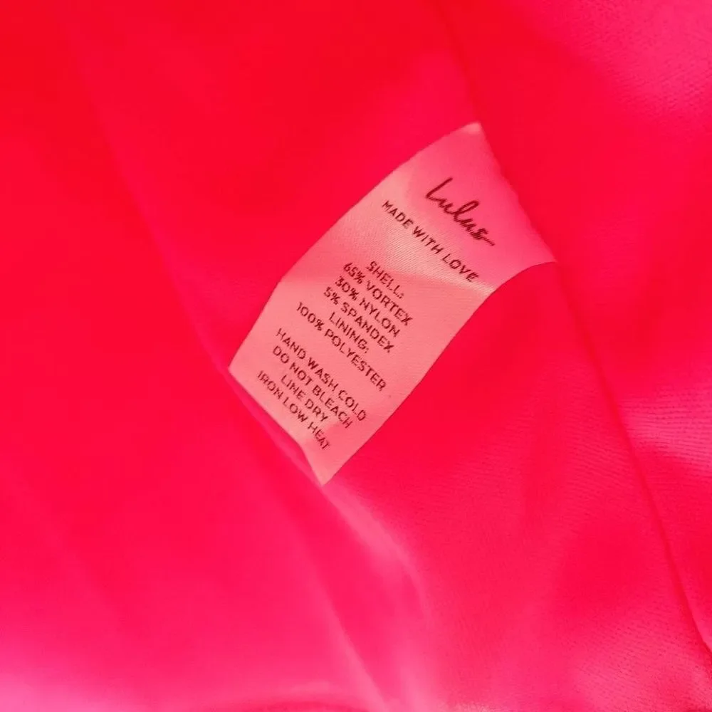 Lulus Spectacular Style Hot Pink Mini Skirt NWT Size Medium stretchy. Waist 13